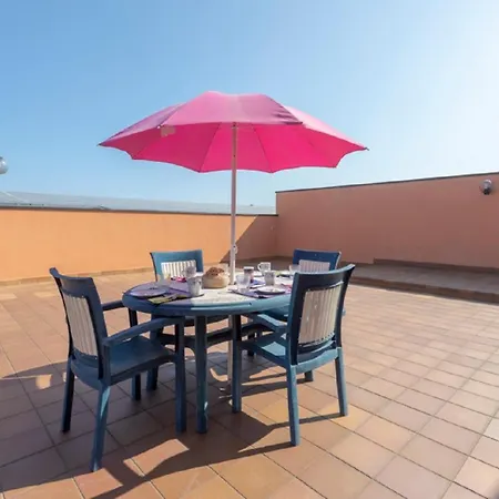Mimosa Roseto Vacanza רוזטו דליי אברוצי