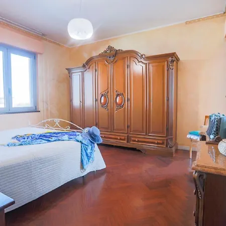 Mimosa Roseto Vacanza דירה *